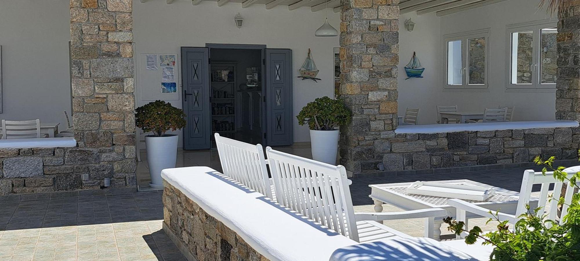 Hotel Anixi 2*